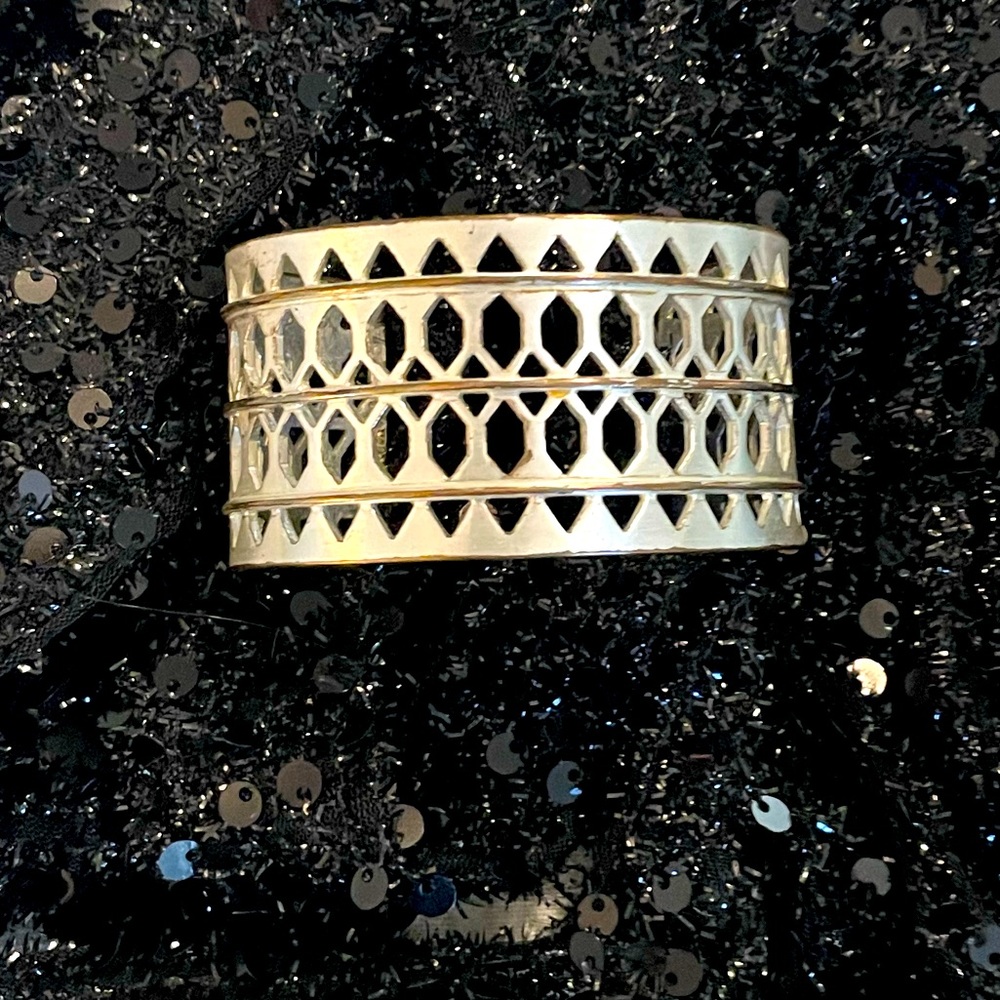 Silver accent cuff